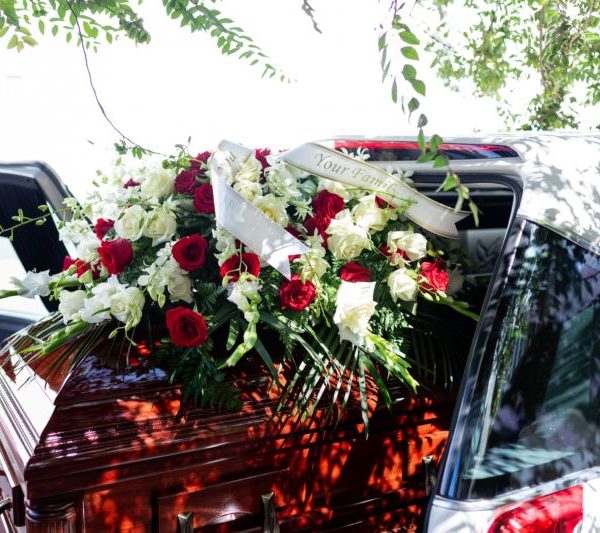 Pompes funèbres low cost : la solution pour des obsèques pas chères