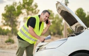 Comparez les devis d'assurance auto pour votre Dacia : les éléments à prendre en compte